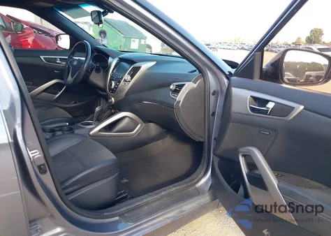 2016 Hyundai Veloster из США, поврежденный, VIN KMHTC6AD3GU298602